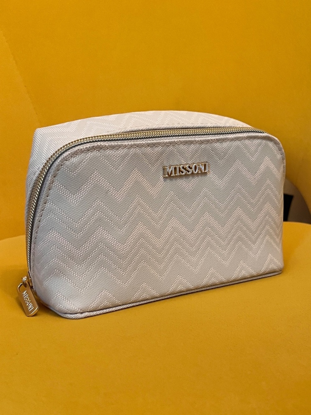 Missoni for Delta Cream Cosmetic Bag Never Used